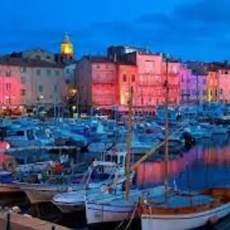 Nice Apt Near Bouillabaisse Beach Apartment *